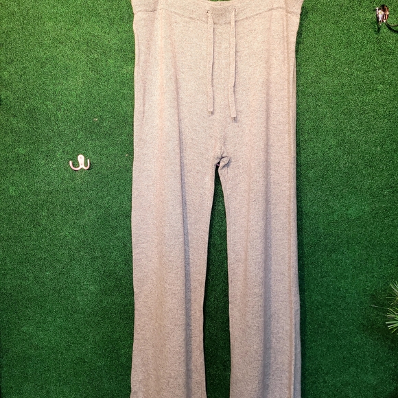 937 NWT Martha Stewart Gray Hoodie/Pant Set - Picture 4 of 4